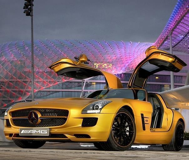 Mercedes-Benz SLS AMG Desert Gold